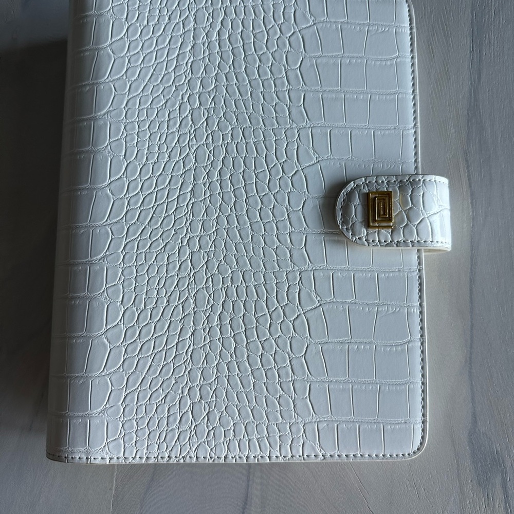 Dove White Croco Luxe Vegan Leather A5 Ring Planner